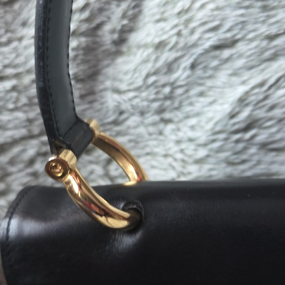 Celine Handbag - Picture 4 of 16